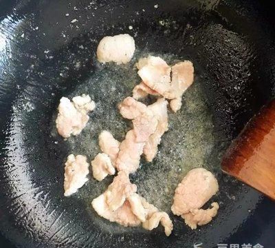 圆白菜炒肉,圆白菜炒肉做法图5