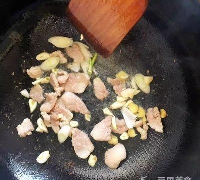 圆白菜炒肉,圆白菜炒肉做法图6