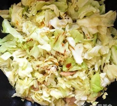 圆白菜炒肉,圆白菜炒肉做法图9