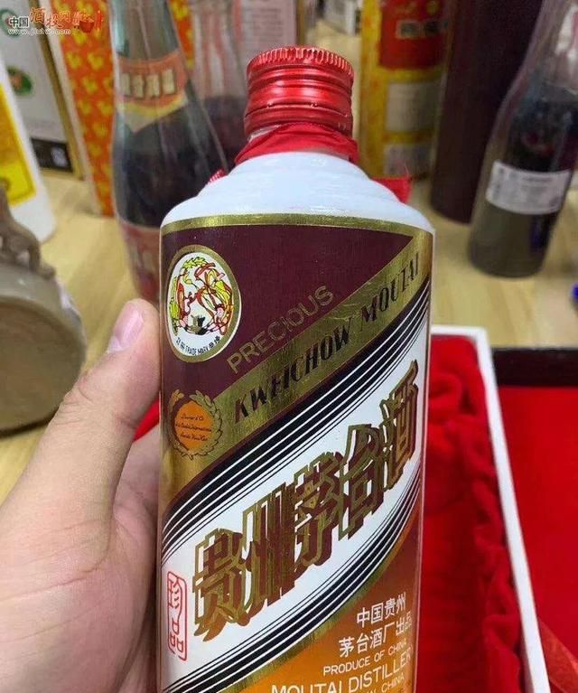 茅台酱香开瓶后还能放多久(酱香酒开瓶后可以放多久)图4