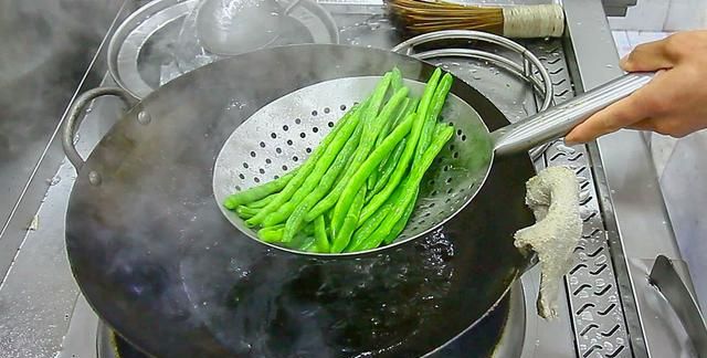 麻椒扁豆做法(干椒扁豆的做法)图4