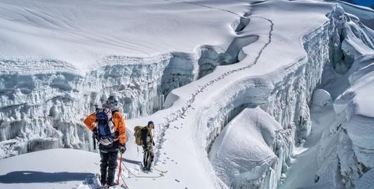 爬雪山是种什么体验,爬雪山的真实经历图8