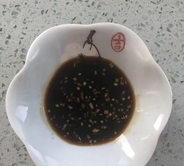 白灼虾的蘸料怎么调(白灼虾的蘸料应该怎么调)图8