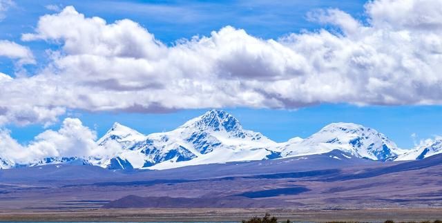 中国最美的九大雪山,你去过哪座城市图10