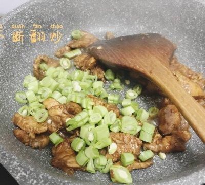 鸡胸肉炒豆角最简单的家常做法图12