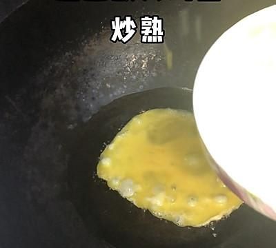 素炒蟹味菇怎么炒好吃图4