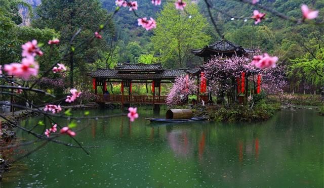 东边日出西边雨出自于哪一首诗,东边日出西边雨完整诗句加谐音图8