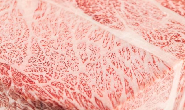 牛肉等级划分m和a,日本牛肉等级a5图1