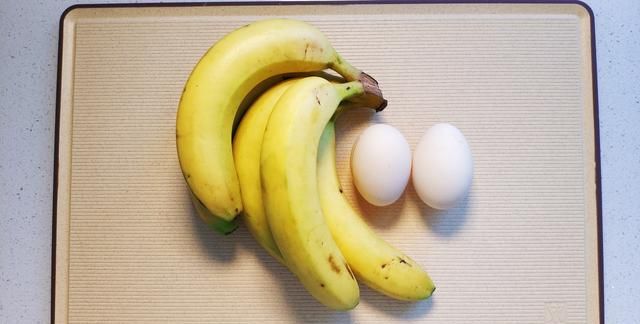 香蕉可以怎么做酥脆美味孩子最爱图1