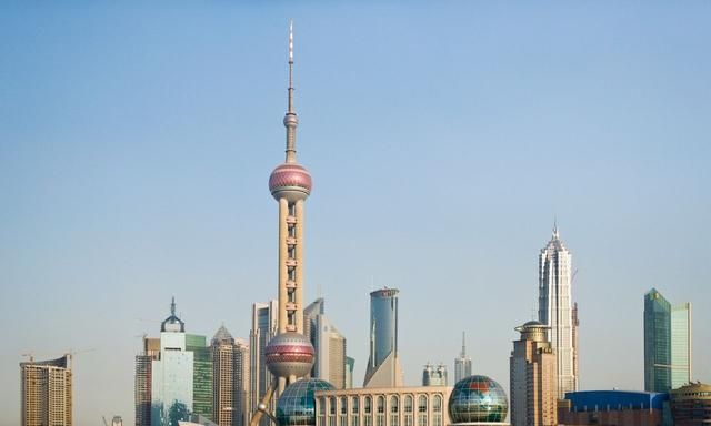 上海东方明珠塔：从身负巨债到收入全球第二，它是怎么做到的？图3