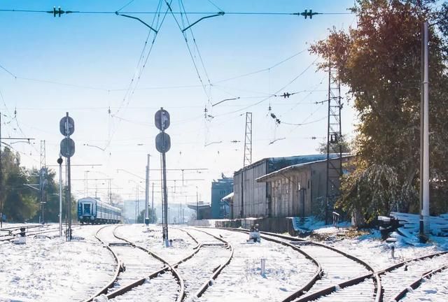 在未划道路标线的路边停车,算违停吗扣分吗图3