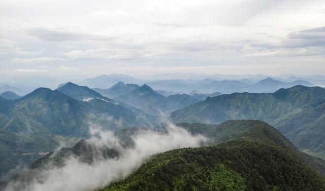 浙江第一高峰是龙泉市凤阳山的黄茅尖海拔1929米图8