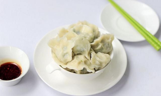 怎么煮饺子不破怎么包饺子皮不粘图2