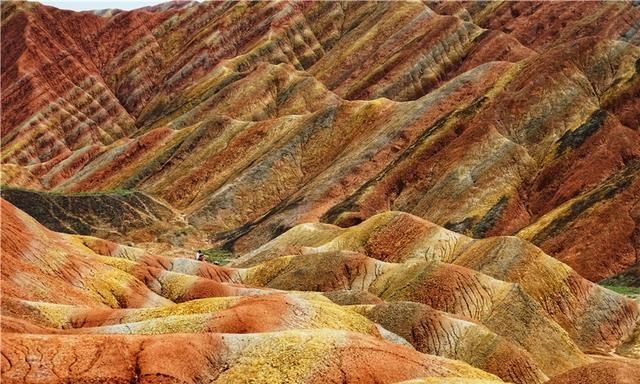 张掖丹霞地貌什么时候最美(张掖旁边的丹霞地貌是哪里)图4