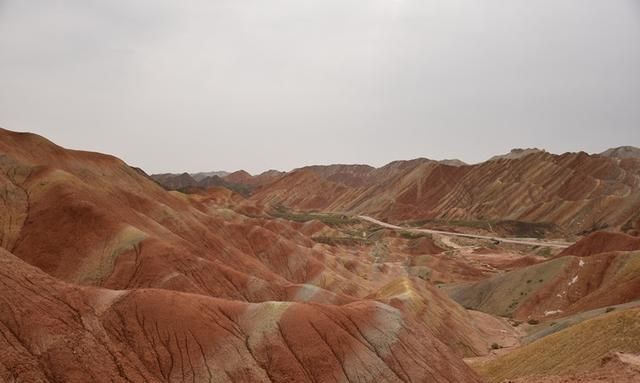 张掖丹霞地貌什么时候最美(张掖旁边的丹霞地貌是哪里)图9