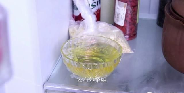 啤酒一杯倒的最佳方法(如何倒一杯啤酒)图2