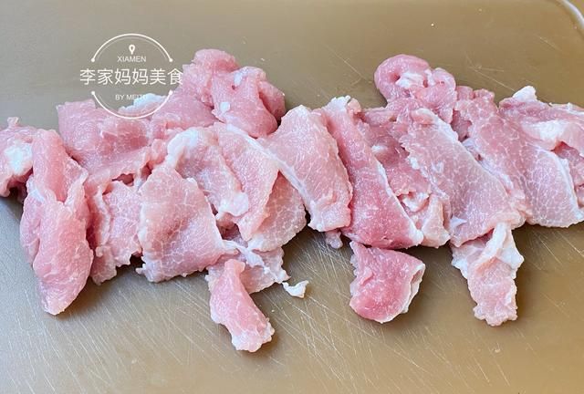 炸酥肉的面糊正宗做法(炸酥肉最好吃的做法和配方)图3