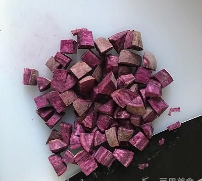 黑米紫薯米饭最正宗的做法(黑米紫薯蒸饭的做法)图6