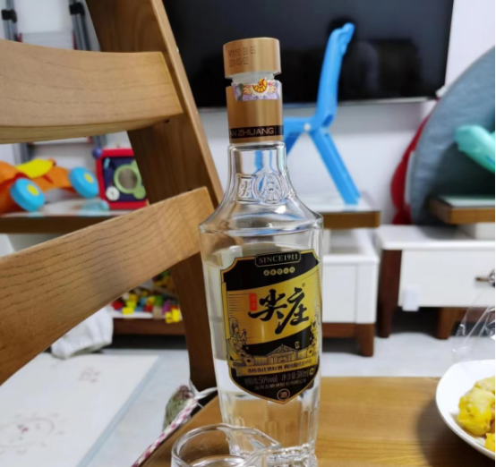 白酒开封后没喝保质期一般多久,开封的15年白酒能放多久图8