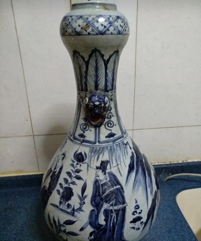 宋元明龙泉窑瓷器断代(元代早期龙泉窑开片青釉瓷器真品)图9