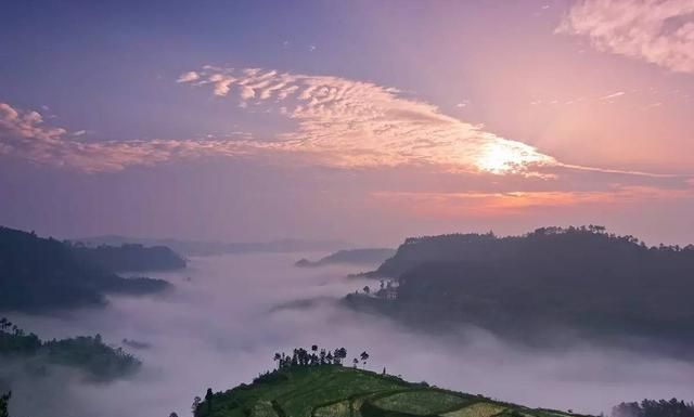 为什么四川盆地是最湿润的盆地(四川盆地是内陆为什么湿润)图7