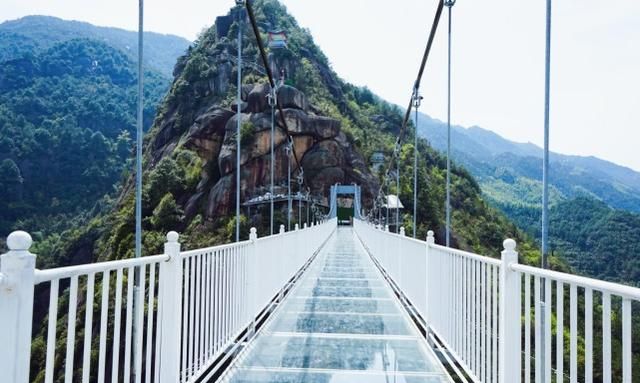 浙江丽水缙云旅游攻略必去景点(缙云仙都隐于丽水的绝美世外桃源)图48