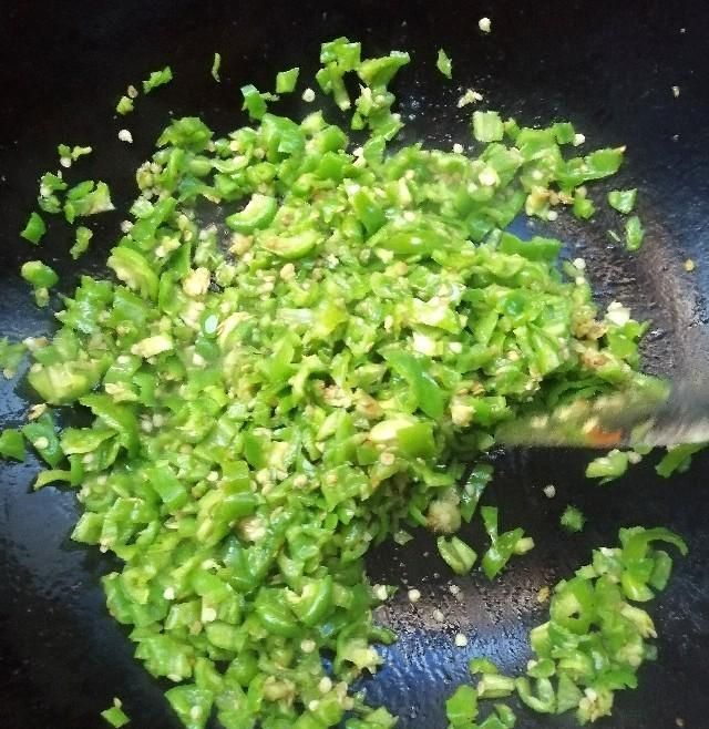 你没吃过的辣椒炒臭豆腐,好吃又下饭了图4