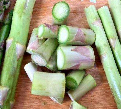 史上最好吃的芦笋炒肉做法(芦笋炒肉最正确的做法)图2