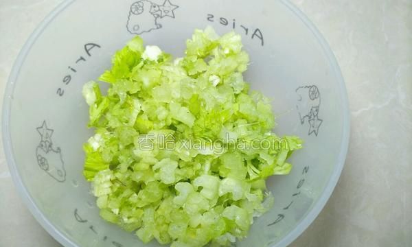 芹菜牛肉渣,芹菜牛肉渣图2