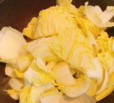 白菜焖豆泡正宗做法,白菜焖豆泡灌肉汤图5