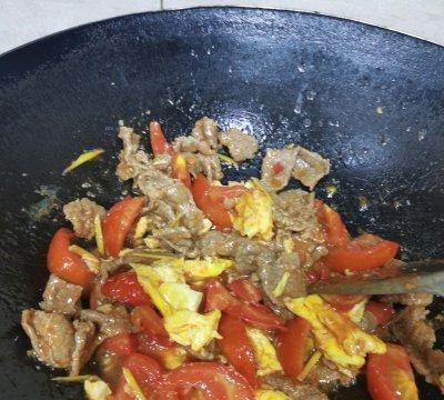 西红柿鸡蛋炒牛肉的家常做法(西红柿鸡蛋炒牛肉的做法)图8