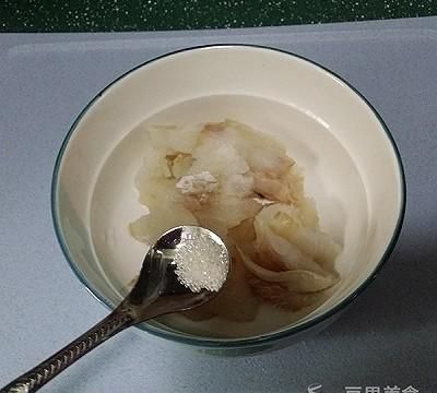 青菜西红柿鳕鱼汤怎么做图7