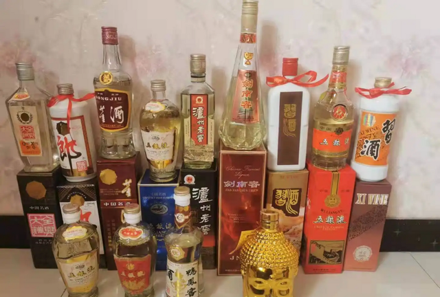 请问喝过白酒为什么不能喝啤酒呢图5