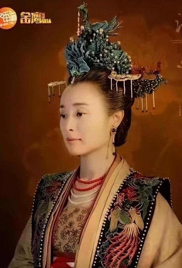 影视剧中的各朝代婚服,各个朝代的婚服电视剧图29