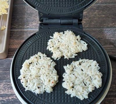 简单易做香香脆脆的饭锅巴(怎么用米饭做锅巴又脆又好吃简单)图6