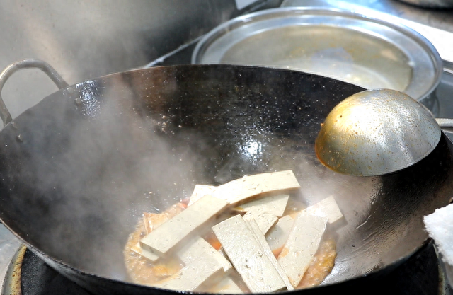 干锅千层豆腐最正宗做法(家庭版干锅千层豆腐)图7