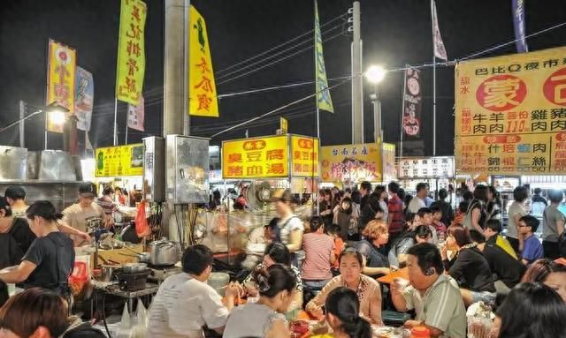 台湾四大夜市小吃珍珠奶茶,令人垂涎的台湾夜市美食图3