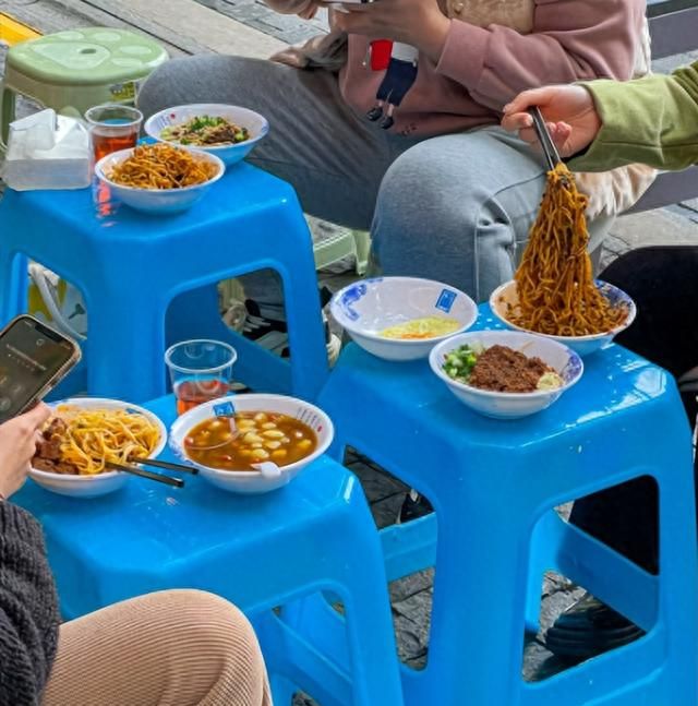 去重庆旅游吃哪些美食,重庆观音桥适合带小朋友美食推荐图3