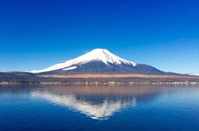 日本最高点是富士山海拔3776米图4