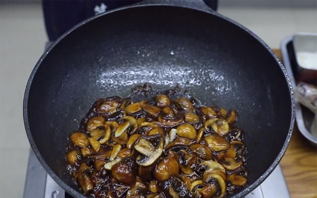 蘑菇搭配什么菜好吃和做法,蘑菇搭配什么菜家常菜好吃图19