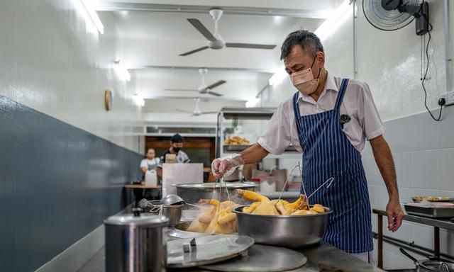 全球连线 | “一带一路”上的美食文化印记——海南鸡饭香飘东南亚图2