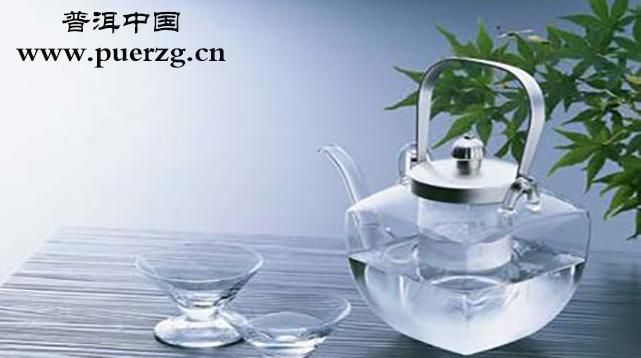 露水泡茶真的能喝吗,用清晨的露水泡茶图2