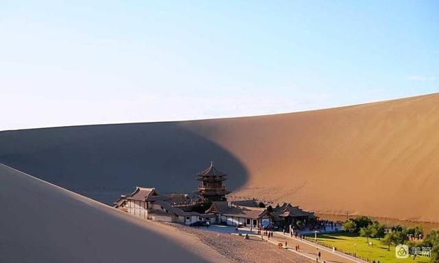 鸣沙山月牙泉(鸣沙山月牙泉值得游玩吗)图4