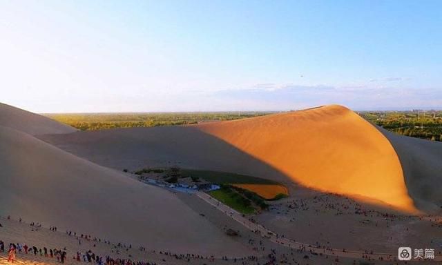 鸣沙山月牙泉(鸣沙山月牙泉值得游玩吗)图8