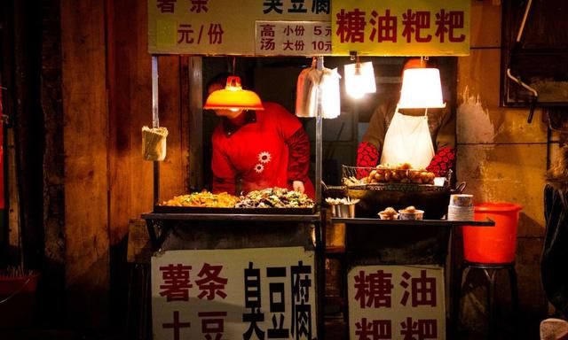 长沙必须打卡的五条地道美食街(长沙坡子街美食排行榜前十名)图10