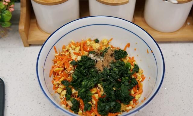 包饺子，用它代替面粉做饺子皮，晶莹剔透能看见馅料，筋道特好吃图8