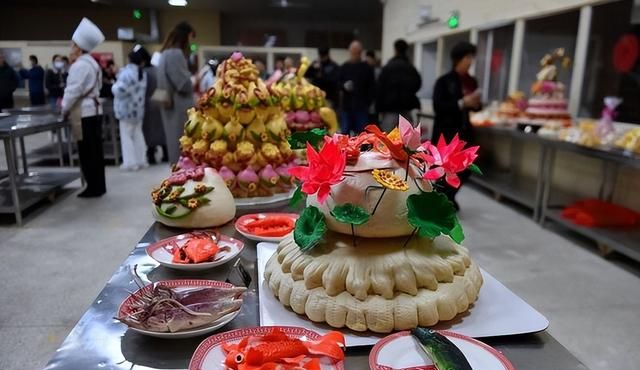 青岛美食攻略必吃排行榜高端,青岛美食餐厅排行榜前十名图2