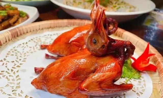 广东十大特色美食排行榜,三杯鸭广东很出名的一道特色美食图10