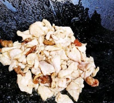 鸡枞菌炒肉丝做法(鸡枞菌炒肉的做法窍门)图6