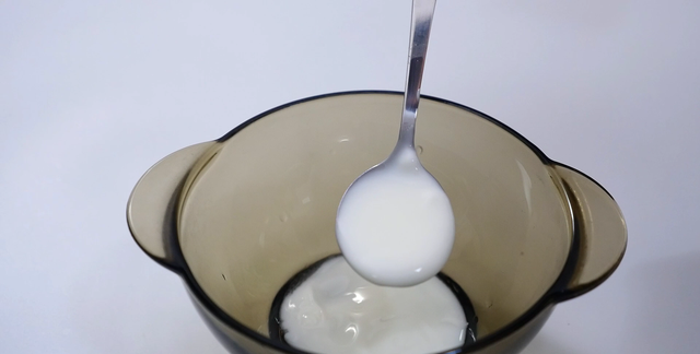 自制酸奶最简单的方法,自制酸奶用多少上次剩的酸奶图7